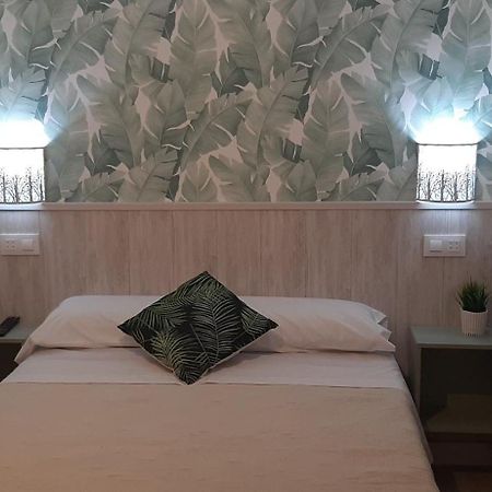 Hostal Verdemar Gijón Esterno foto