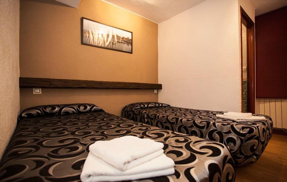 Hostal Verdemar Gijón Esterno foto