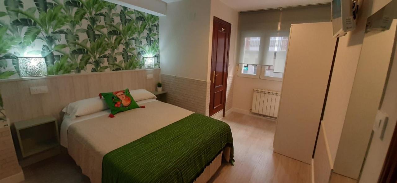 Hostal Verdemar Gijón Esterno foto