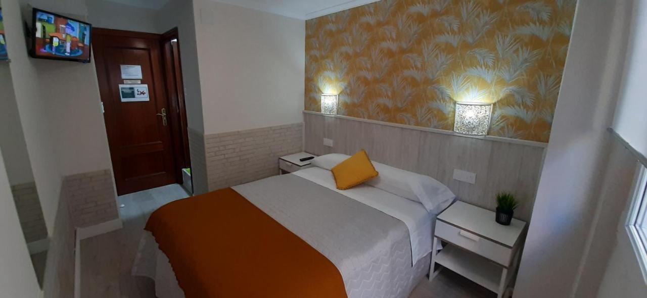 Hostal Verdemar Gijón Esterno foto