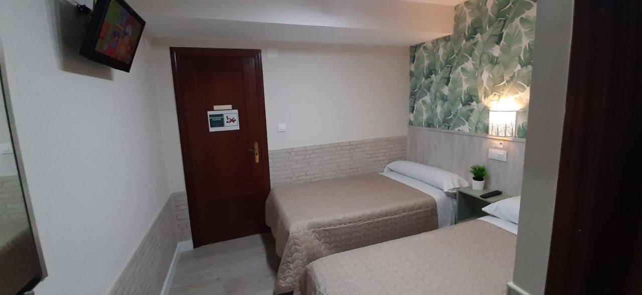 Hostal Verdemar Gijón Esterno foto