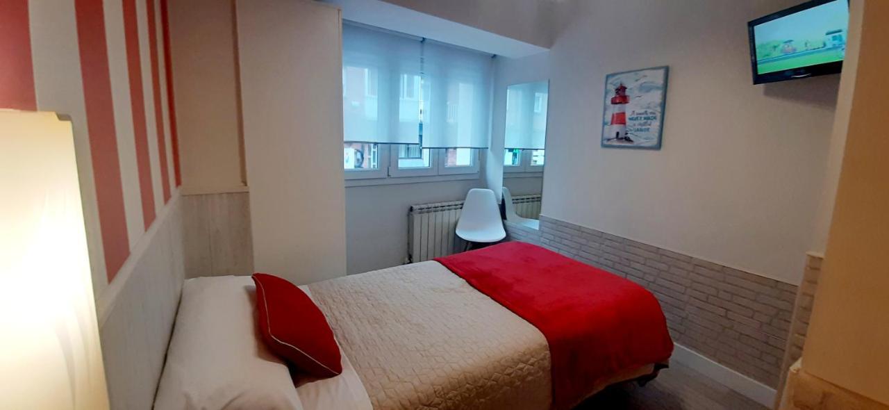 Hostal Verdemar Gijón Esterno foto