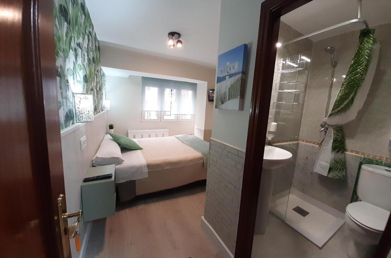 Hostal Verdemar Gijón Esterno foto